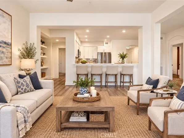 24545 Town Ctr #5304, Valencia, CA 91355