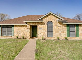 1208 Irene Cir, Mesquite, TX 75149