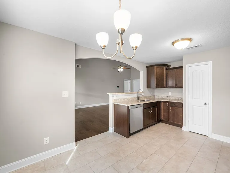 109 Ambridge St — Photo 18