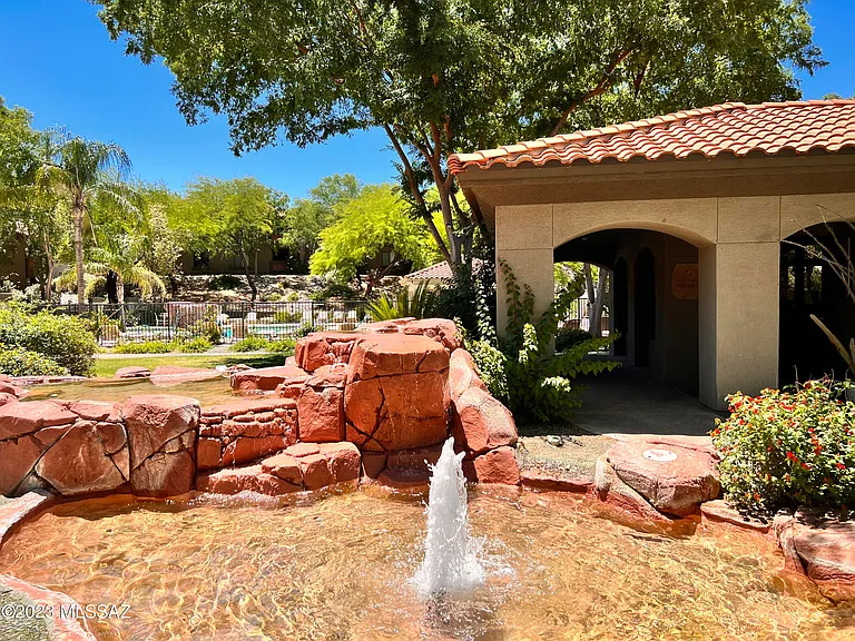 5751 N Kolb Rd #4204 — Photo 37
