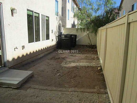 3rd image of 8072 Joaquin Gully Ct
