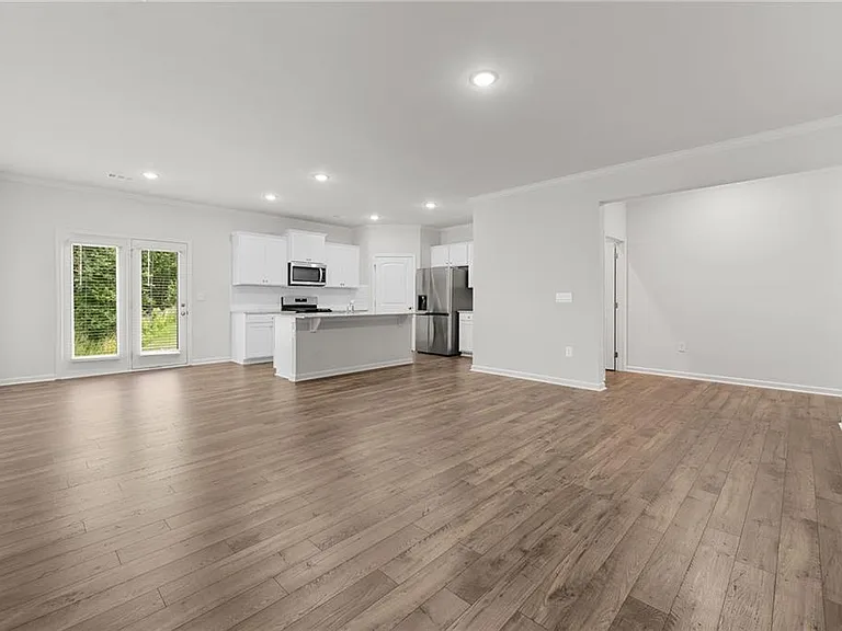 3341 Greyton Dr — Photo 9