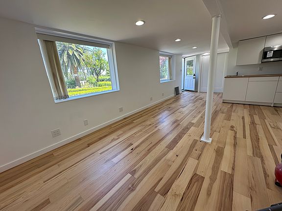 3rd image of 15850 Blossom Hill Rd #2