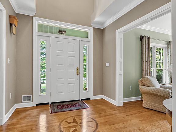 3rd image of 2757 Doelner Circle