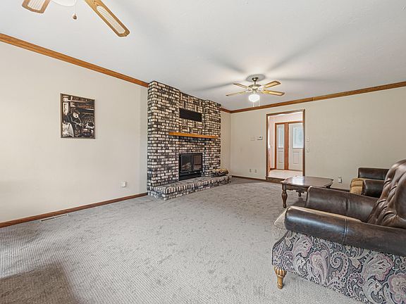 5th image of 1139 10th St N