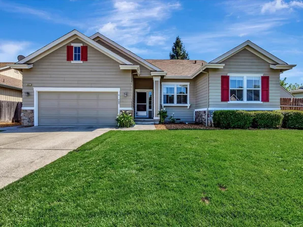 467 Gamay Drive, Cloverdale, CA 95425