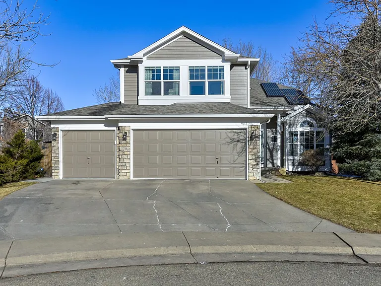 903 Jasmine Pl — Photo 2