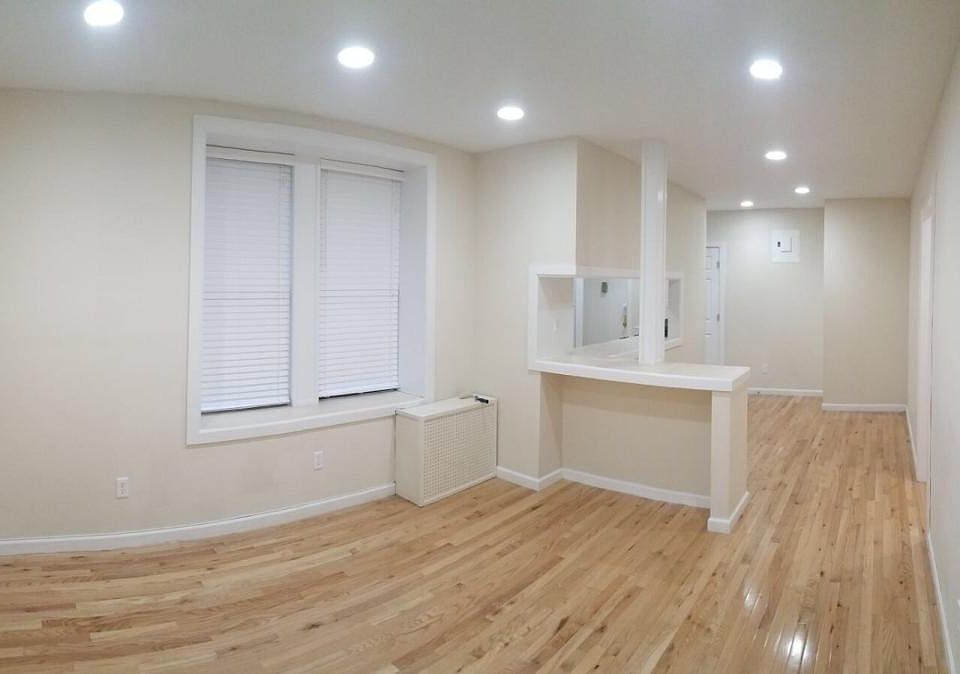 2nd image of 2350 Creston Ave APT 2E