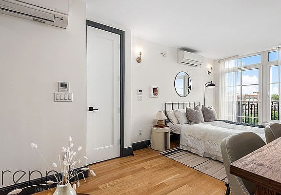 3rd image of 1430 Fulton St APT 206