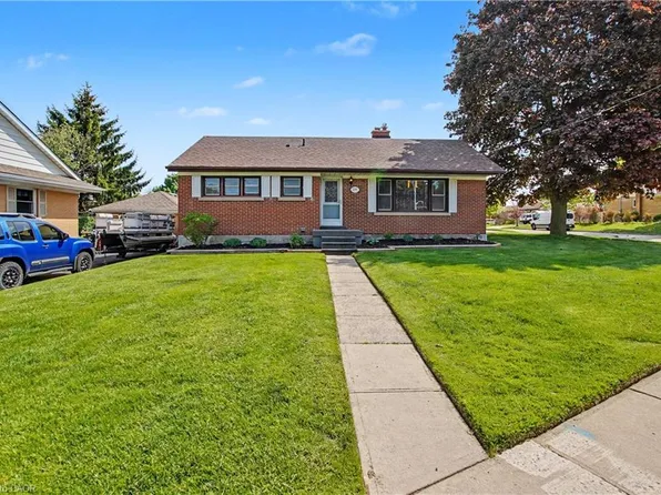 100 Weber St S, Waterloo, ON N2J 2A3