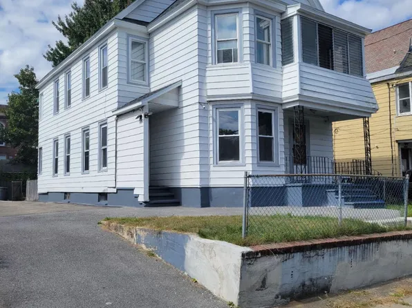 1076 Pleasant Street, Schenectady, NY 12303