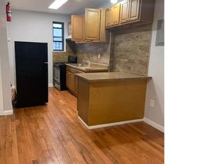 638 Manida St #1B, Bronx, NY 10474
