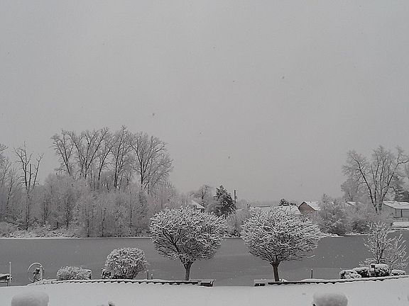 3rd image of 9921 Burgess Ct