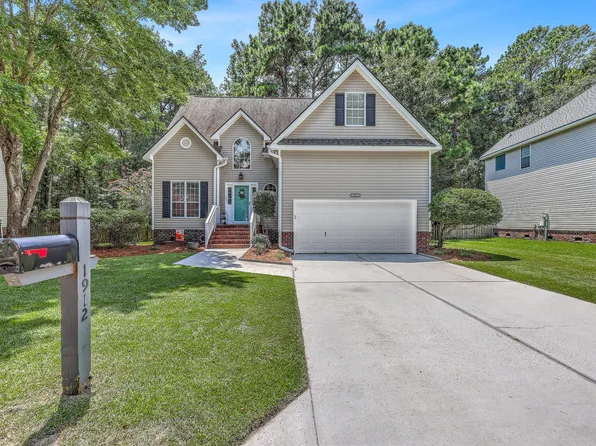 1912 N Smokerise Way, Mount Pleasant, SC 29466