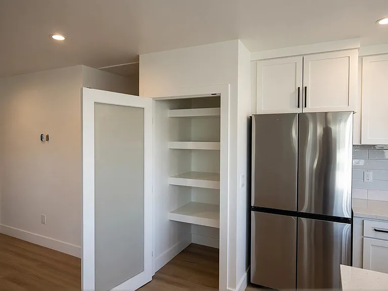 6002 Adenmoor Ave — Photo 5