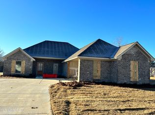 617 Westfield Dr, Pearl, MS