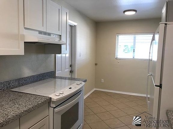 4th image of 1011 W Solana Dr