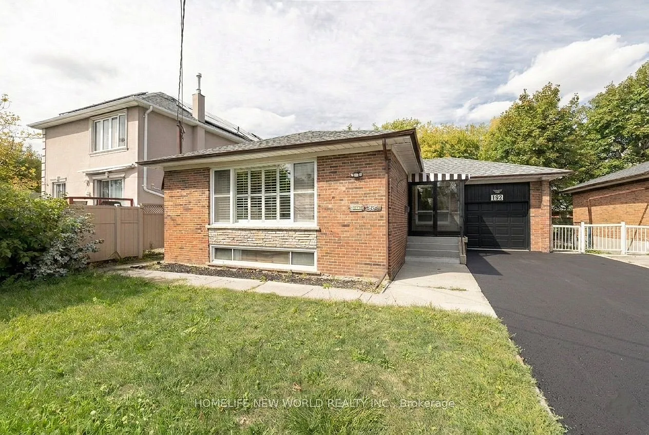 192 Combe Ave photo 1