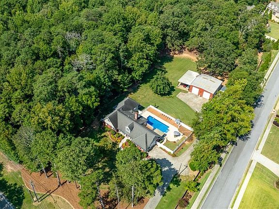 2nd image of 2678 N Bogan Rd