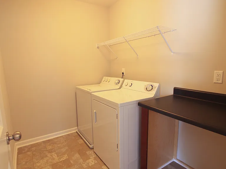110 History Pl — Photo 16