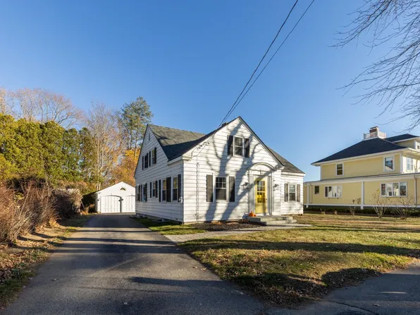 8 Towle Avenue, Dover, NH 03820