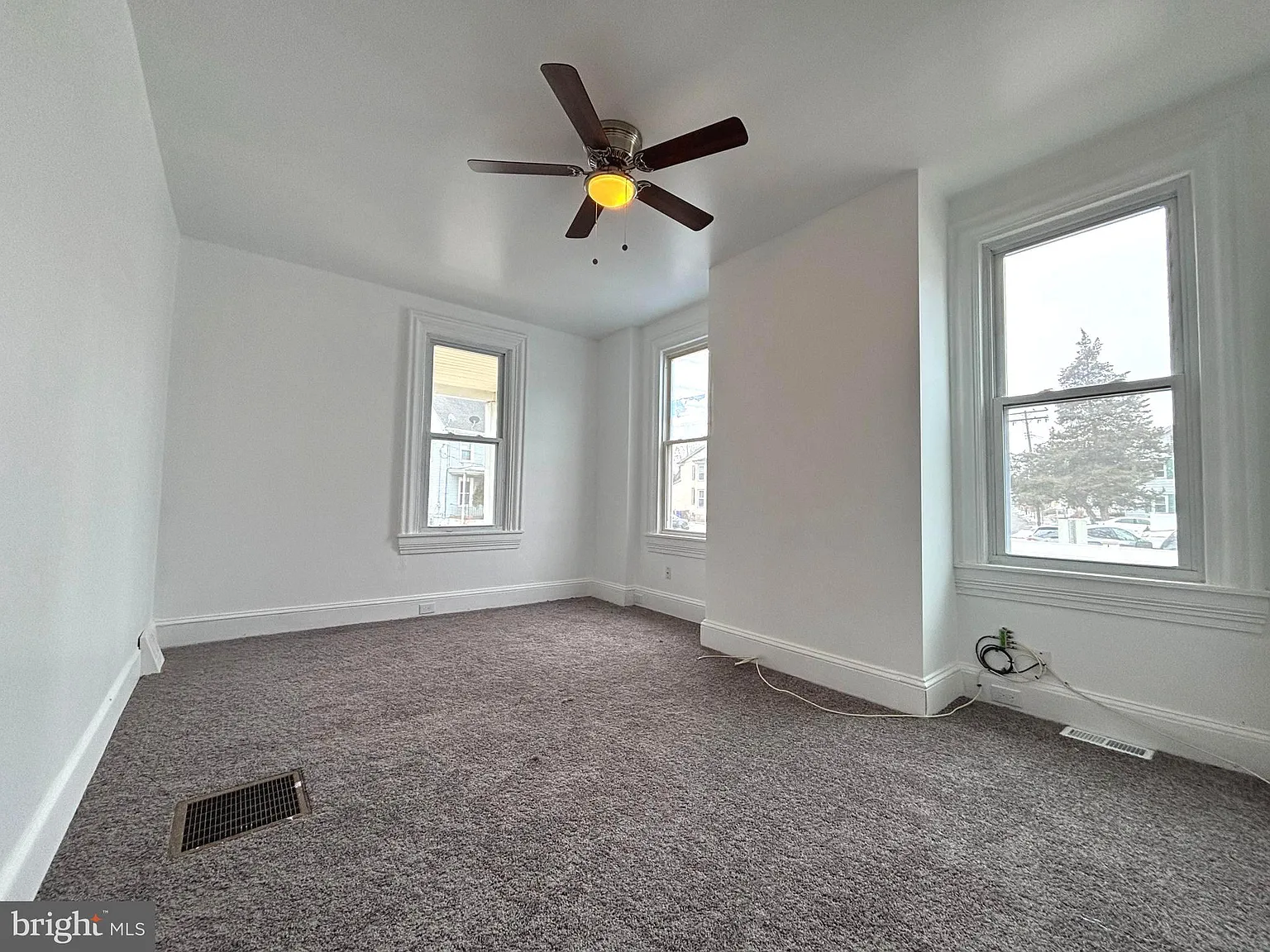 1 bed, 2904 sqft, $1,800 — Photo 3
