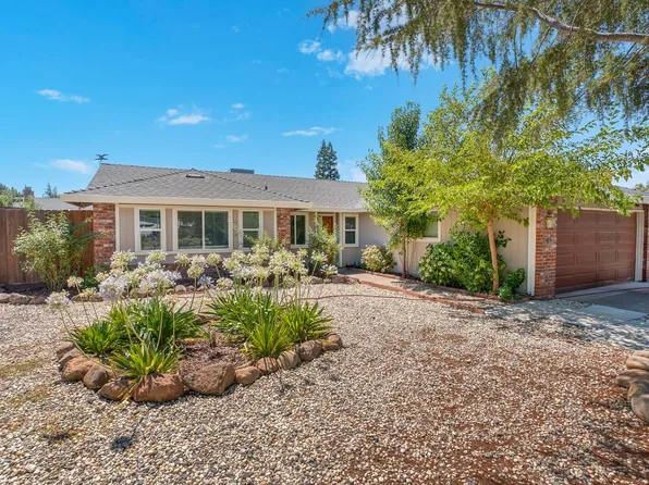2430 Casa Del Oro Way, Rocklin, CA 95677