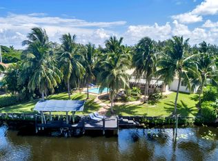7813 Pine Tree Ln, Lake Clarke Shores, FL 33406
