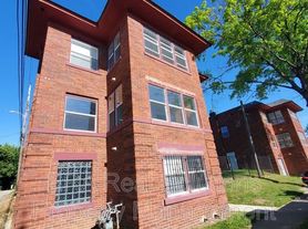 1092 Oakwood Ave, Columbus, OH