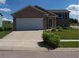 5948 Crown Ln NW, Rochester, MN 55901