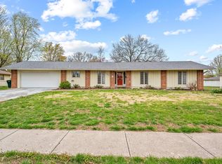 735 W Swan St, Springfield, MO 65807