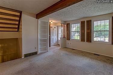 5th image of 7426 S Chestnut Commons Dr Unit K
