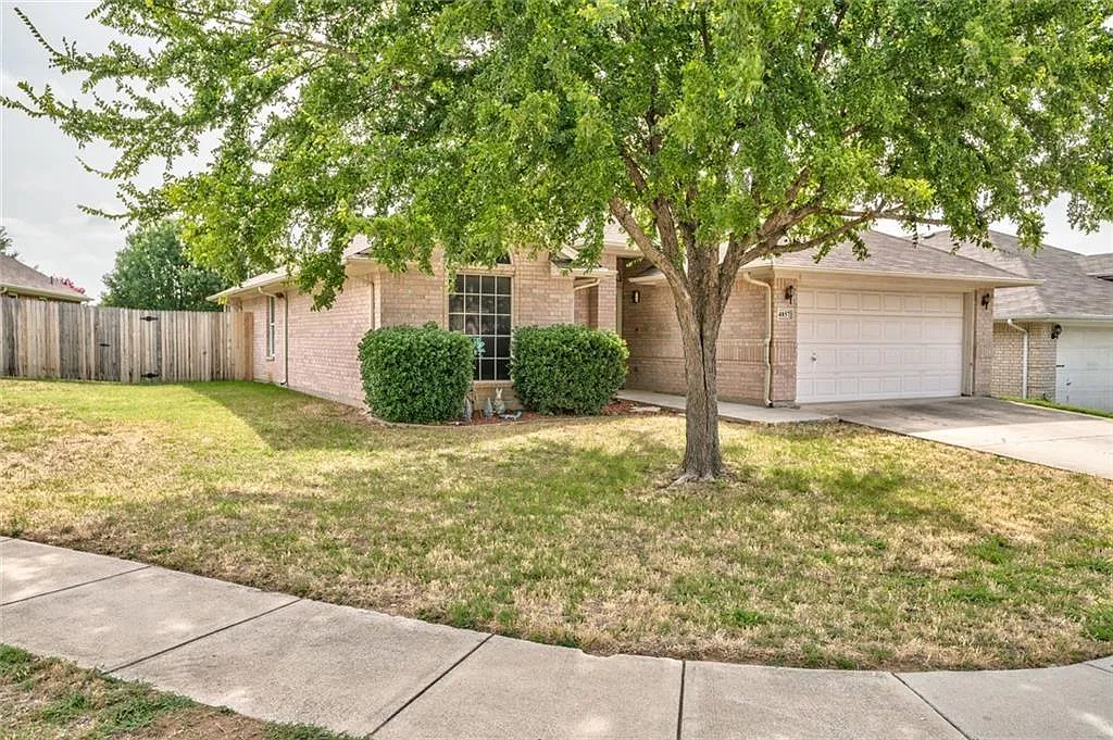 Building Photo - 4857 Eagle Trace Dr
