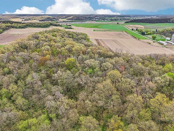 3rd image of 104 Acres Fesenfeld Road