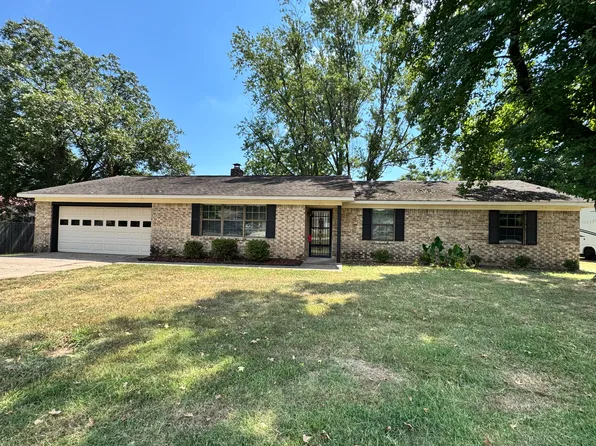 1400 Gum Springs Rd, Searcy, AR 72143