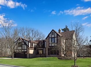 595 S Newbury Pl, Arlington Heights, IL 60005