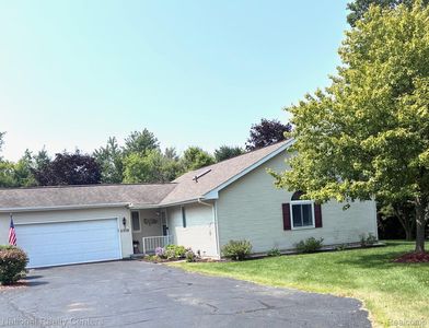 11710 Hawthorne Glen Dr, Grand Blanc, MI, 48439