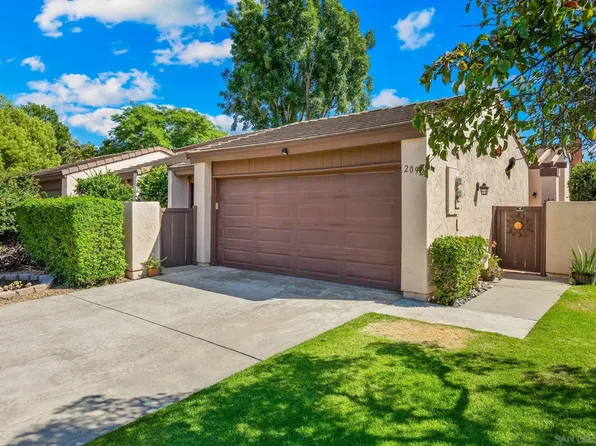 2092 Golden Circle Dr, Escondido, CA 92026