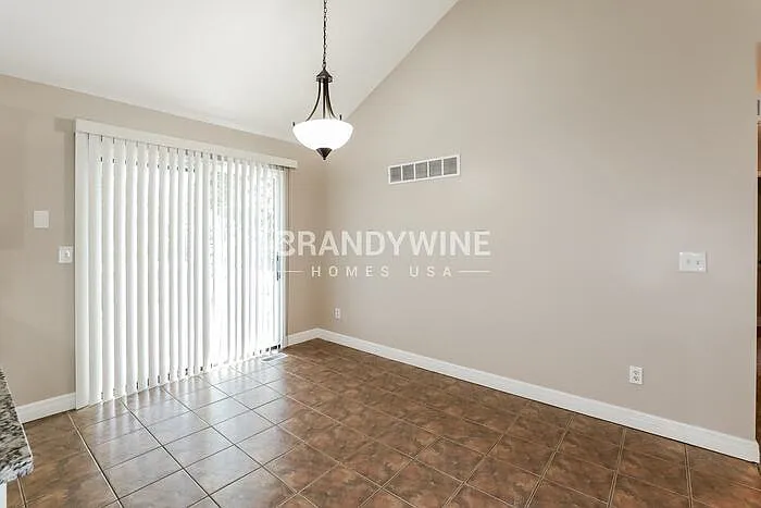 303 Amesbury Dr — Photo 6