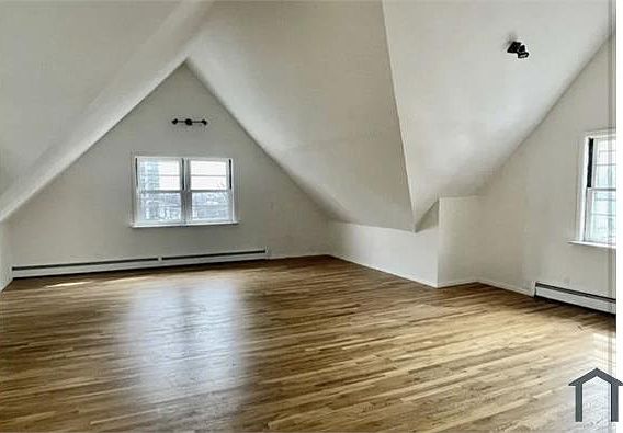 3rd image of 1571 Palisade Ave #2