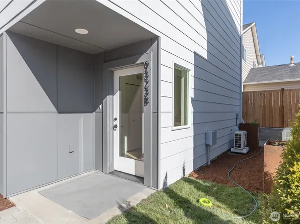 9323 Marcus Avenue S #B, Seattle, WA 98118