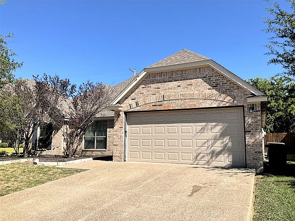 2nd image of 482 Spyglass Dr