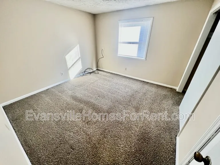 10455 Old Highway 62 E #F — Photo 5