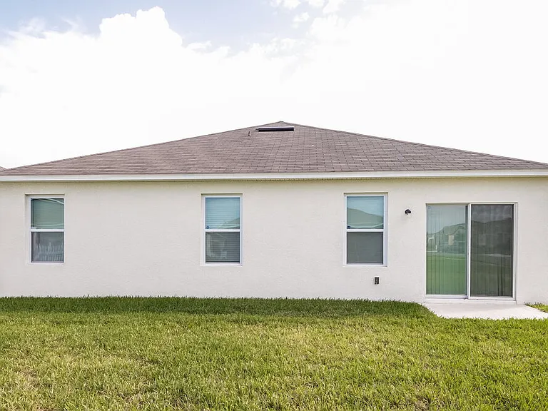 1883 Green Dragon Dr — Photo 15