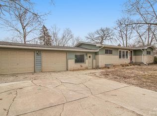 2595 Seminole Rd, Ann Arbor, MI 48108