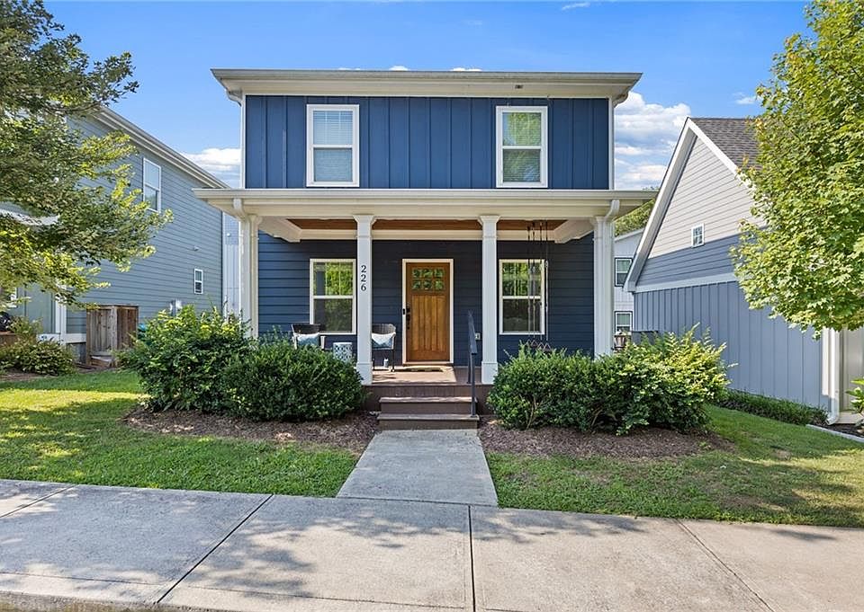 1st image of 226 Old Canton Cir