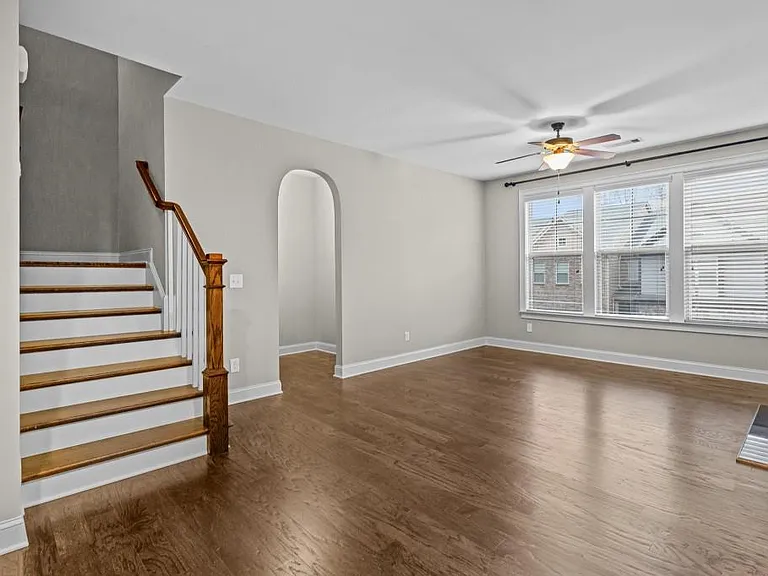 3209 Hallmark Ln — Photo 14
