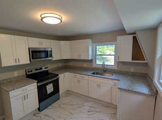 56 Woodstock Ave W #2, Putnam, CT 06260
