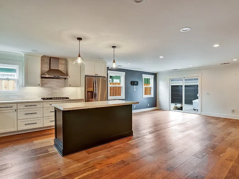 1835 Ellen Ave — Photo 12