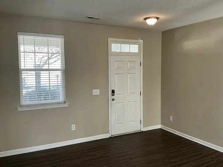 316 Rondelay Dr #1 — Photo 12